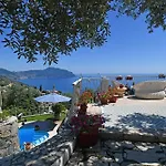 Sea South Front Property1/2acre.gardens Pool Hydro Villa