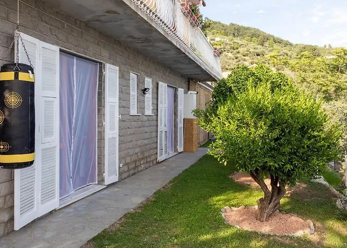 Sea South Front Property1/2acre.gardens Pool Hydro 빌라 *