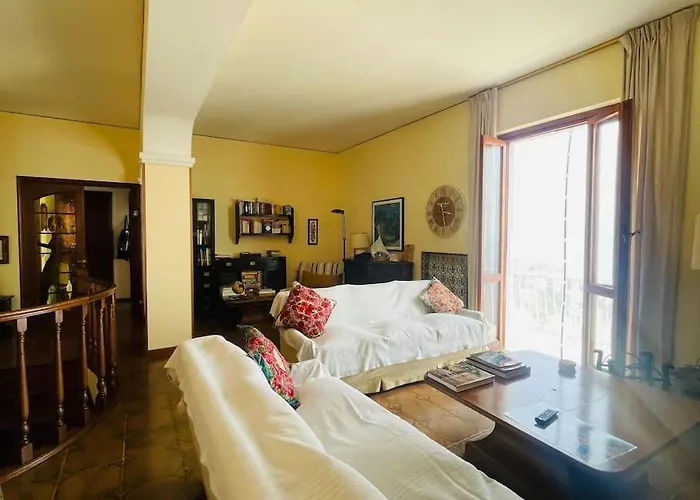 Sea South Front Property1/2acre.gardens Pool Hydro 빌라 피에베 리구레