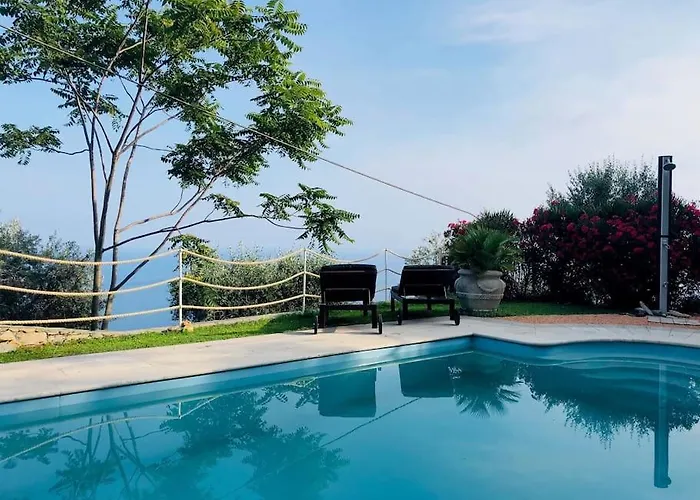 Sea South Front Property1/2acre.gardens Pool Hydro Villa *