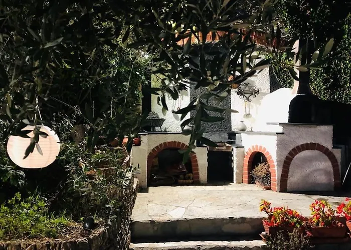 Villa Sea South Front Property1/2acre.gardens Pool Hydro *