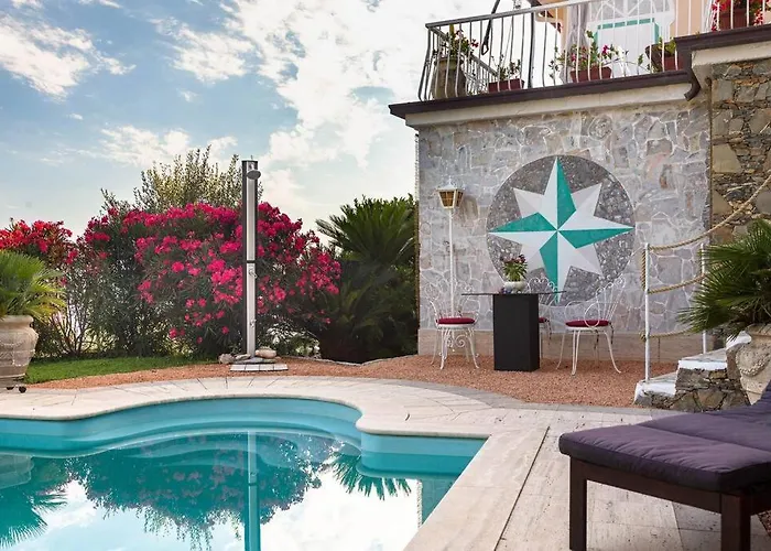 Sea South Front Property1/2acre.gardens Pool Hydro
